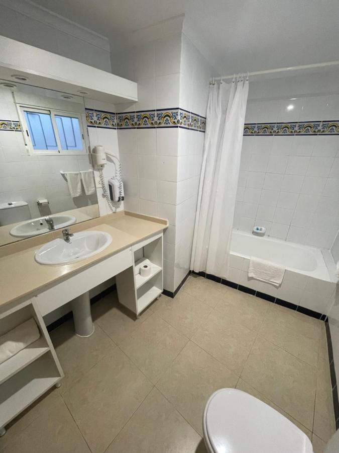 Apartamentos Bahia Benidorm Exteriör bild