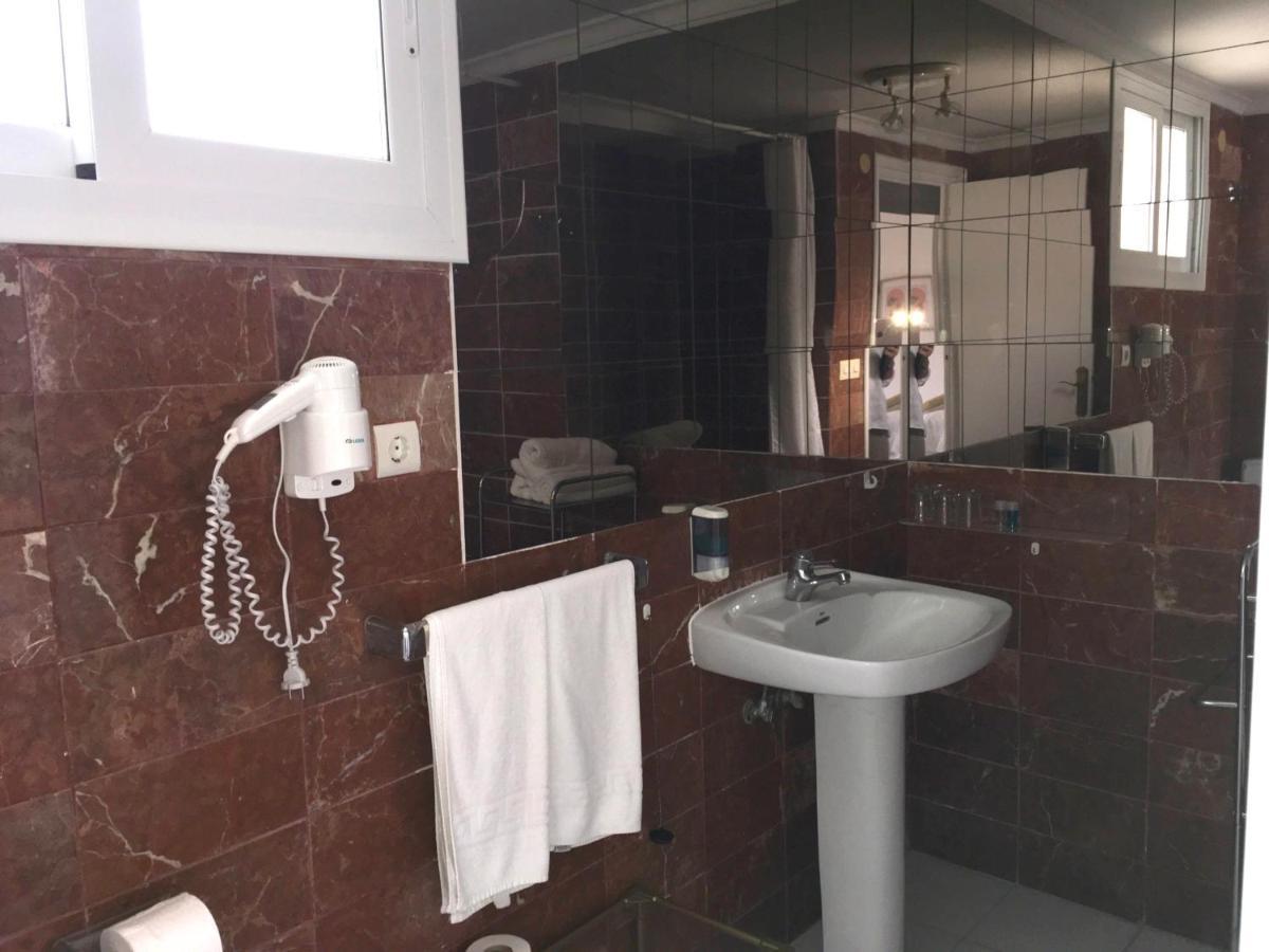 Apartamentos Bahia Benidorm Exteriör bild